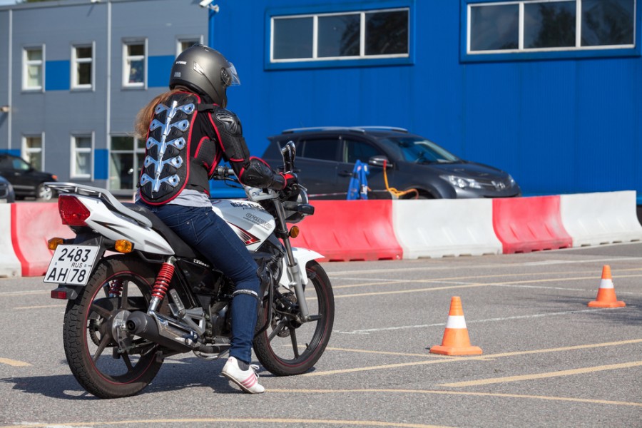 Moto pour débuter : quel deux-roues choisir ?