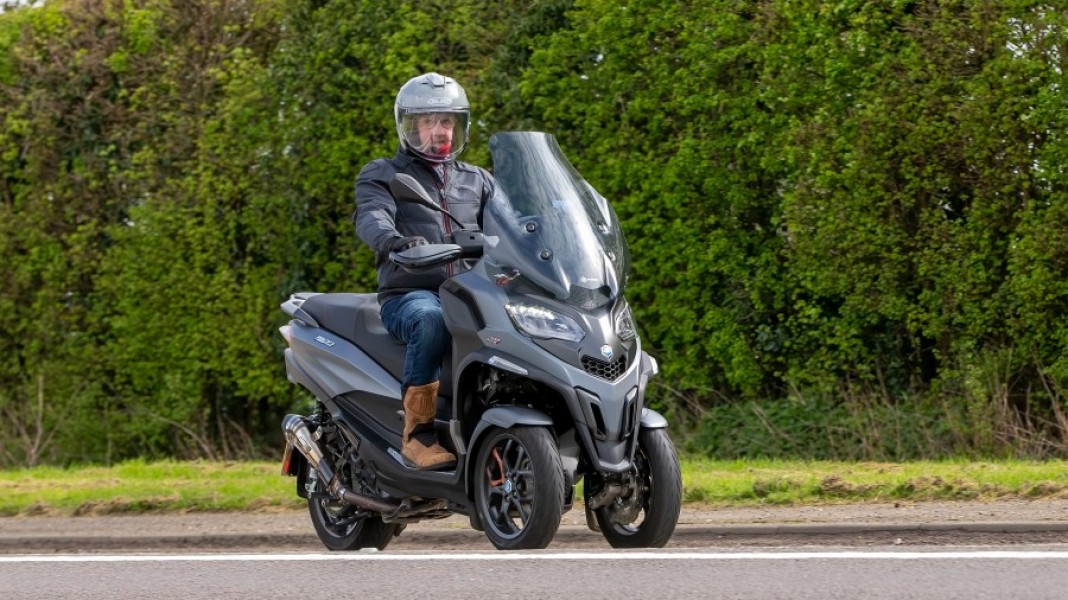 Quels modèles de scooter 3 roues requièrent un permis B ?