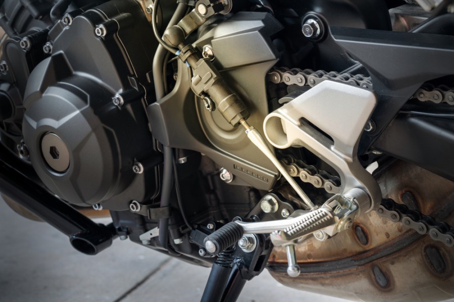 Les avantages du shifter moto pour une conduite plus fluide et plus rapide